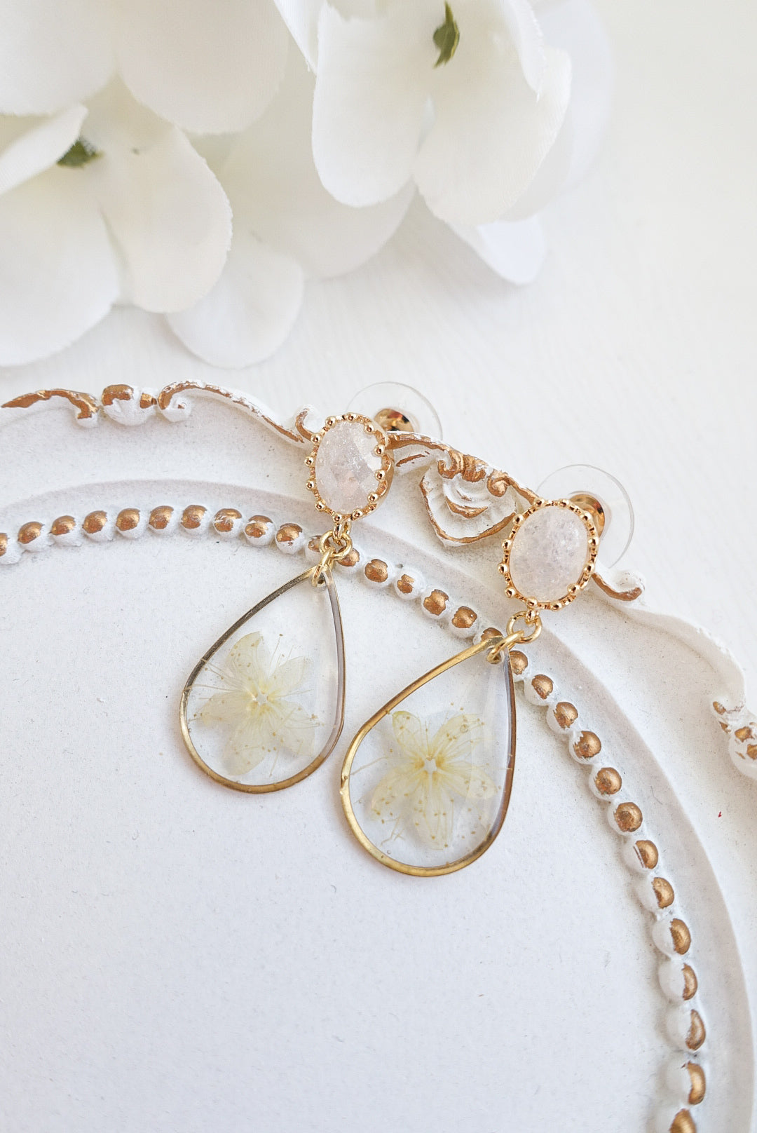 Silent Bloom Earrings